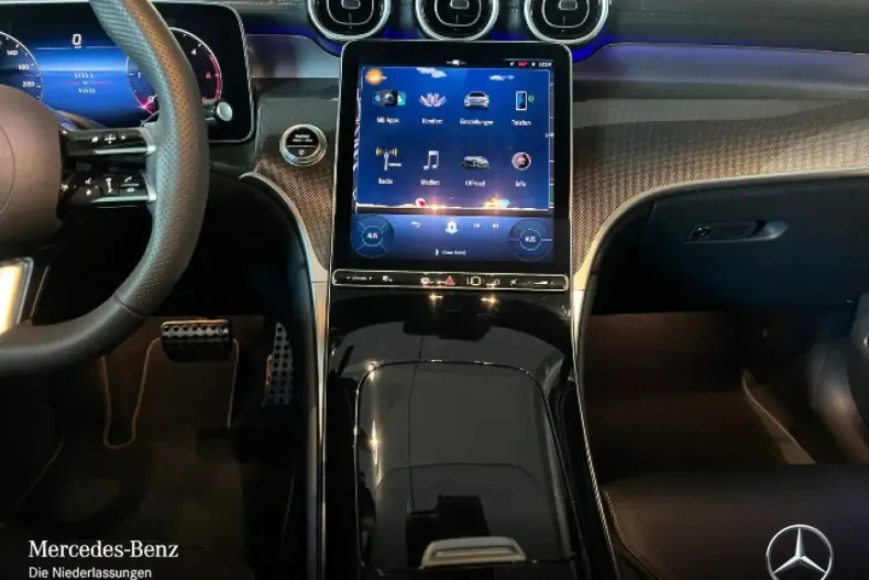 Mercedes-Benz GLC 220 din 2023 cu 65.526 km - oferta MER170962 - foto 12