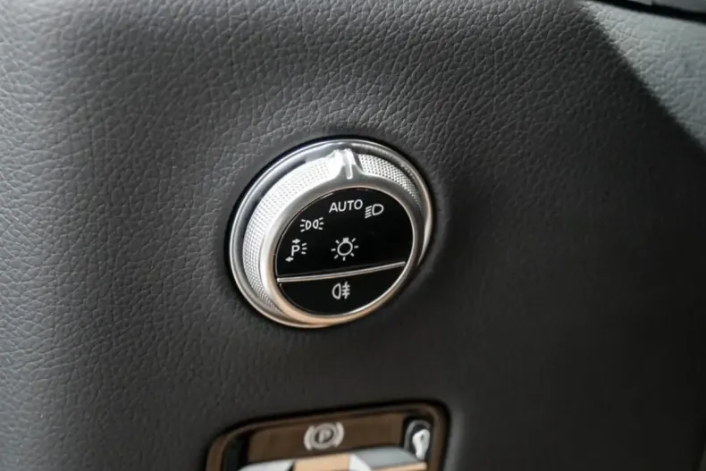 Mercedes-Benz GLC 200 din 2023 cu 42.042 km - oferta MER170963 - foto 15