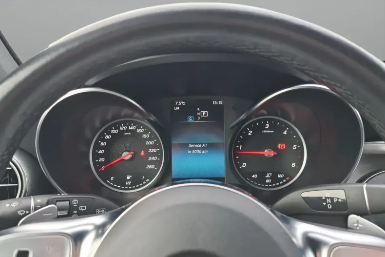 Mercedes-Benz GLC 300 din 2023 cu 64.181 km - oferta MER170964 - foto 9