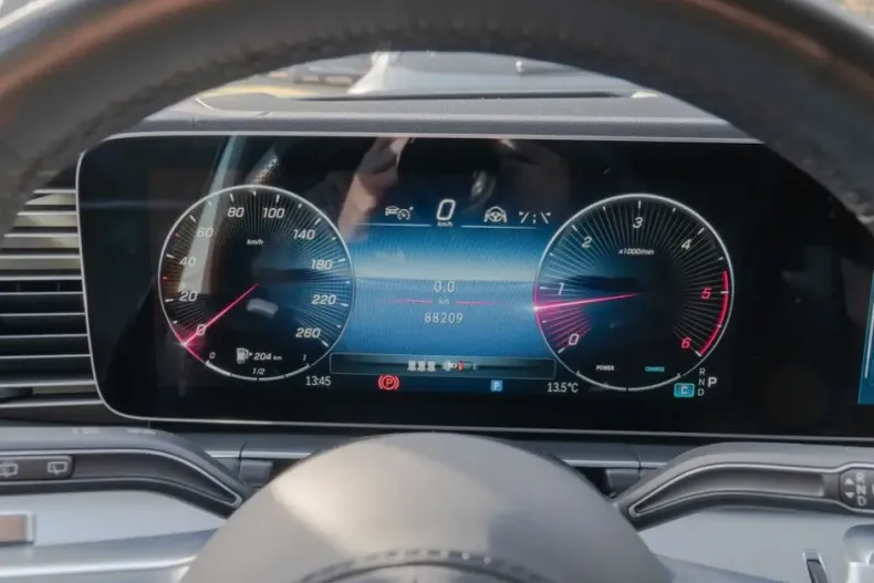 Mercedes-Benz GLE 450 din 2023 cu 88.208 km - oferta MER170968 - foto 25