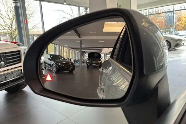 Mercedes-Benz GLC 400 din 2024 cu 15.363 km - oferta MER170976 - foto 21