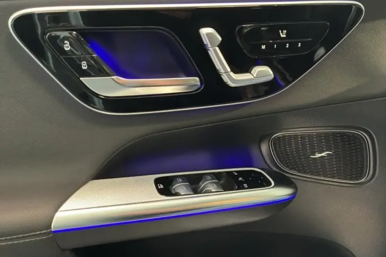 Mercedes-Benz GLC 400 din 2024 cu 15.363 km - oferta MER170976 - foto 23