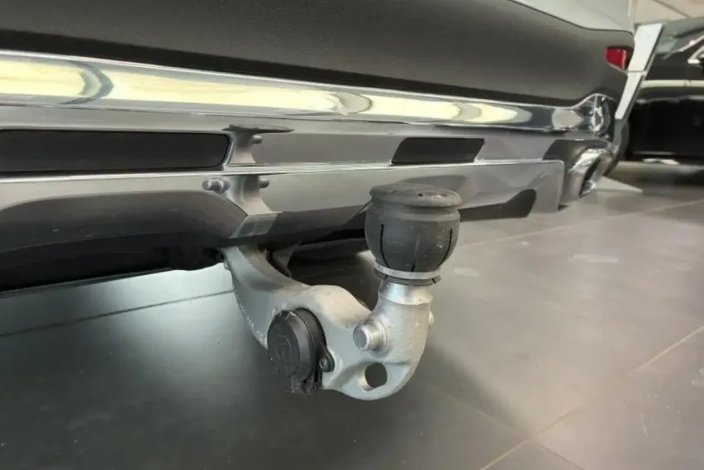 Mercedes-Benz GLC 400 din 2024 cu 15.363 km - oferta MER170976 - foto 25