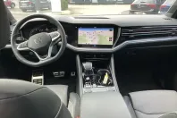 Volkswagen Touareg din 2024 cu 5.500 km - oferta VOL170979 - foto 7