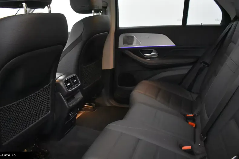 Mercedes-Benz GLE 450 din 2023 cu 15.200 km - oferta MER170980 - foto 11