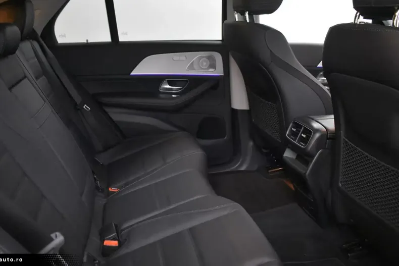Mercedes-Benz GLE 450 din 2023 cu 15.200 km - oferta MER170980 - foto 16