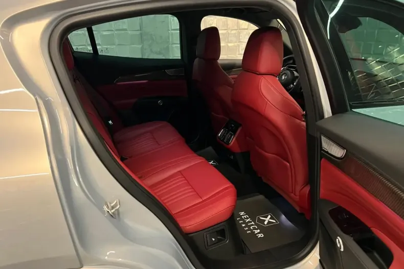 Maserati Grecale din 2023 cu 19.978 km - oferta MAS170987 - foto 12