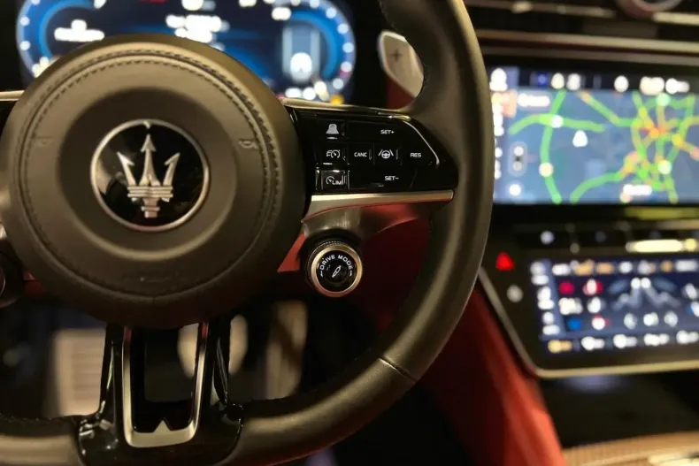 Maserati Grecale din 2023 cu 19.978 km - oferta MAS170987 - foto 16