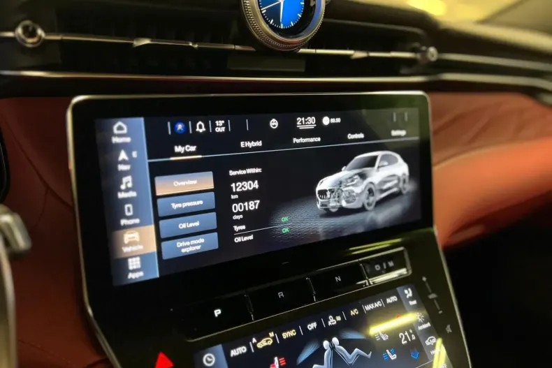 Maserati Grecale din 2023 cu 19.978 km - oferta MAS170987 - foto 20