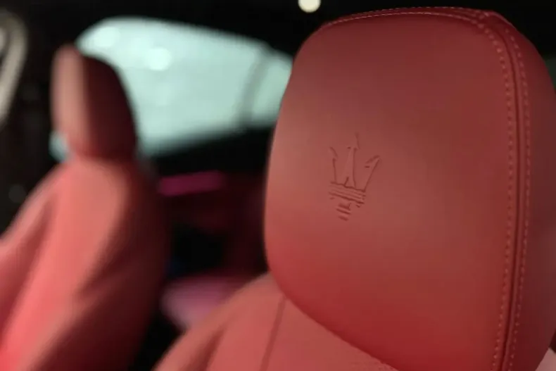 Maserati Grecale din 2023 cu 19.978 km - oferta MAS170987 - foto 25