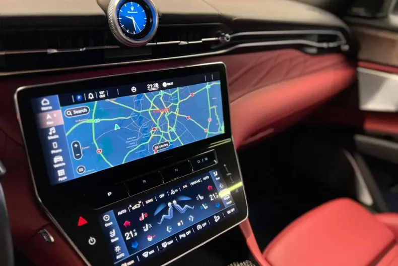 Maserati Grecale din 2023 cu 19.978 km - oferta MAS170987 - foto 29