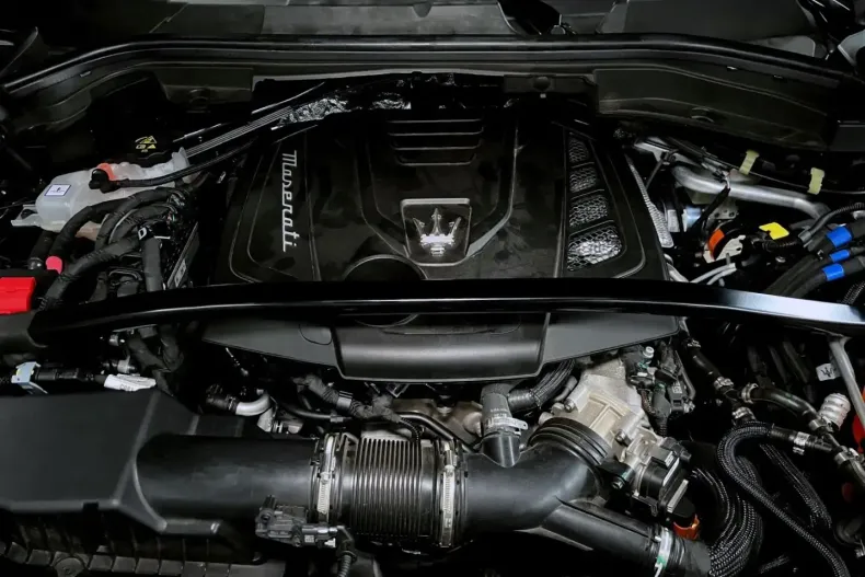 Maserati Grecale din 2023 cu 31.500 km - oferta MAS170988 - foto 17