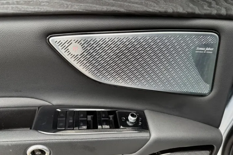 Maserati Grecale din 2023 cu 79.900 km - oferta MAS170989 - foto 9