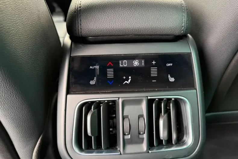 Maserati Grecale din 2023 cu 79.900 km - oferta MAS170989 - foto 16