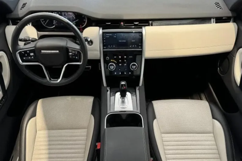 Land Rover Discovery Sport din 2023 cu 69.600 km - oferta LAN170990 - foto 4