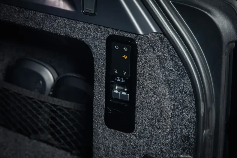 Land Rover Range Rover din 2023 cu 16.500 km - oferta LAN170992 - foto 7