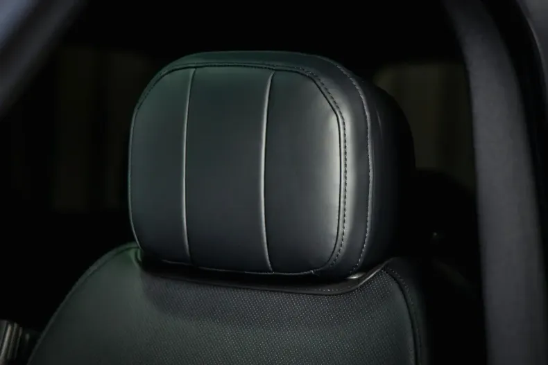 Land Rover Range Rover din 2023 cu 16.500 km - oferta LAN170992 - foto 9