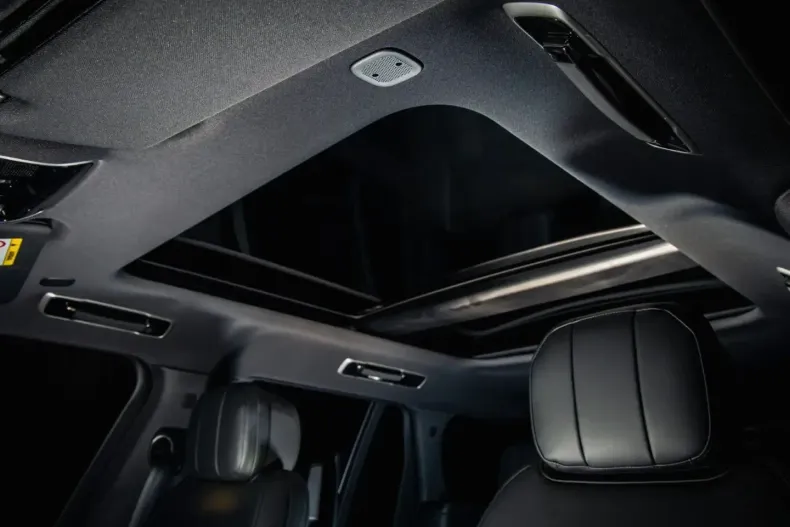 Land Rover Range Rover din 2023 cu 16.500 km - oferta LAN170992 - foto 14