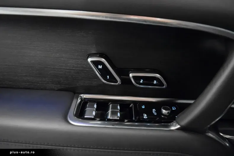 Land Rover Range Rover din 2023 cu 44.900 km - oferta LAN170997 - foto 19