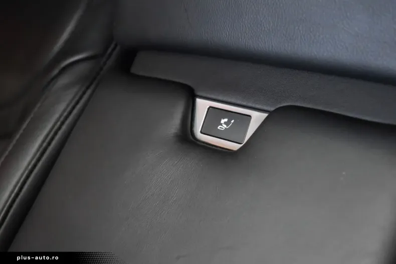 Land Rover Range Rover din 2023 cu 44.900 km - oferta LAN170997 - foto 24