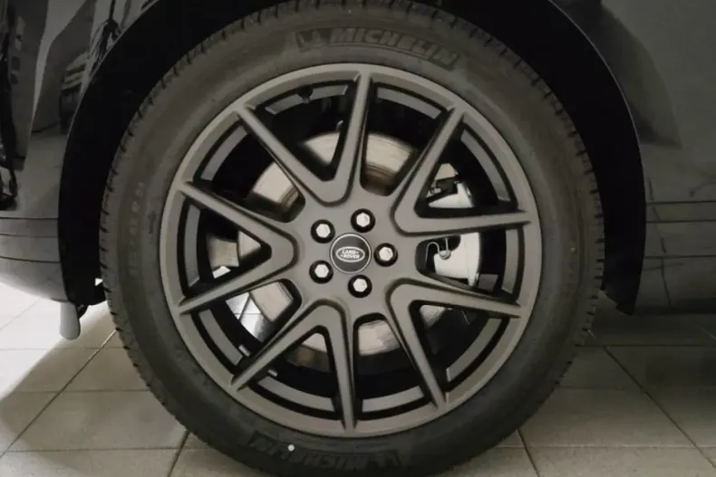 Land Rover Range Rover Velar din 2023 cu 34.302 km - oferta LAN171001 - foto 9