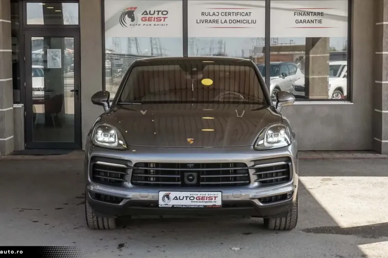 Porsche Cayenne din 2023 cu 39.990 km - oferta POR171004 - foto 1