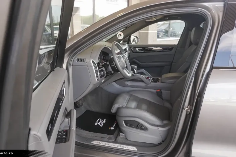 Porsche Cayenne din 2023 cu 39.990 km - oferta POR171004 - foto 30