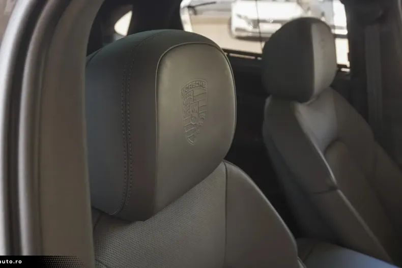 Porsche Cayenne din 2023 cu 39.990 km - oferta POR171004 - foto 34