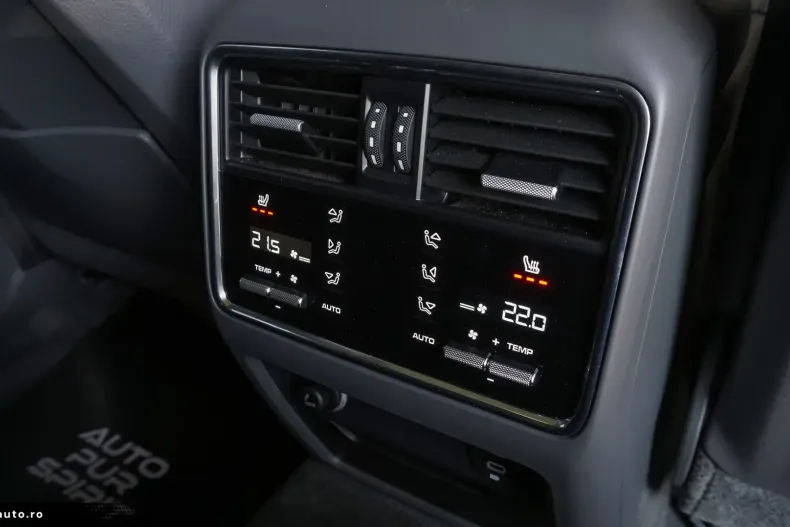 Porsche Cayenne din 2023 cu 39.990 km - oferta POR171004 - foto 37