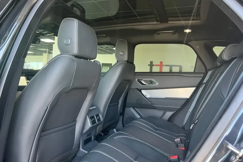 Land Rover Range Rover Velar din 2023 cu 36.000 km - oferta LAN171006 - foto 12