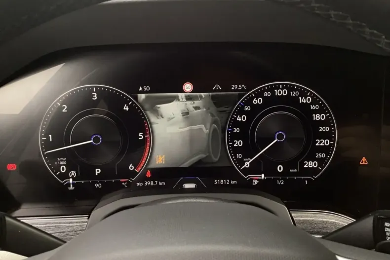 Volkswagen Touareg din 2023 cu 51.810 km - oferta VOL171015 - foto 14