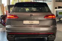 Volkswagen Touareg din 2023 cu 55.287 km - oferta VOL171016 - foto 28