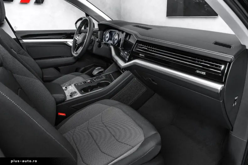 Volkswagen Touareg din 2023 cu 59.000 km - oferta VOL171019 - foto 11