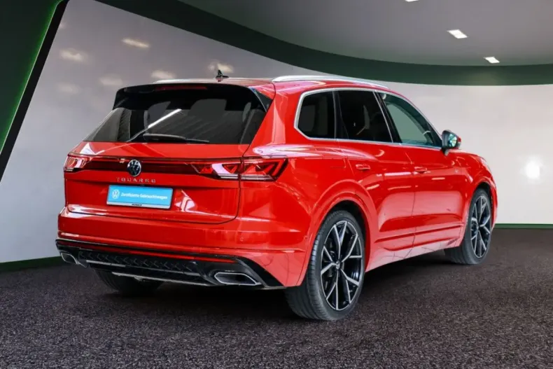 Volkswagen Touareg din 2023 cu 28.964 km - oferta VOL171020 - foto 3