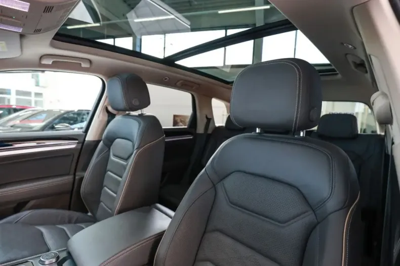 Volkswagen Touareg din 2023 cu 28.964 km - oferta VOL171020 - foto 25