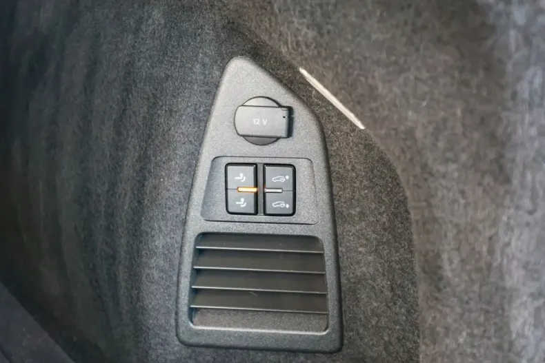 Volkswagen Touareg din 2023 cu 28.964 km - oferta VOL171020 - foto 27