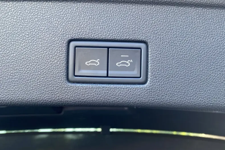 Volkswagen Touareg din 2023 cu 39.800 km - oferta VOL171022 - foto 10