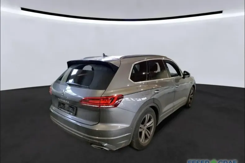 Volkswagen Touareg din 2023 cu 61.800 km - oferta VOL171023 - foto 2