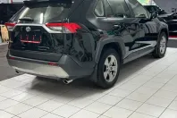Toyota RAV4 din 2022 cu 77.037 km - oferta TOY171028 - foto 9