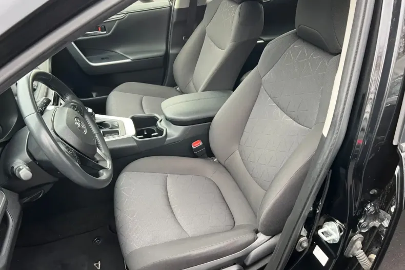 Toyota RAV4 din 2022 cu 77.037 km - oferta TOY171028 - foto 14