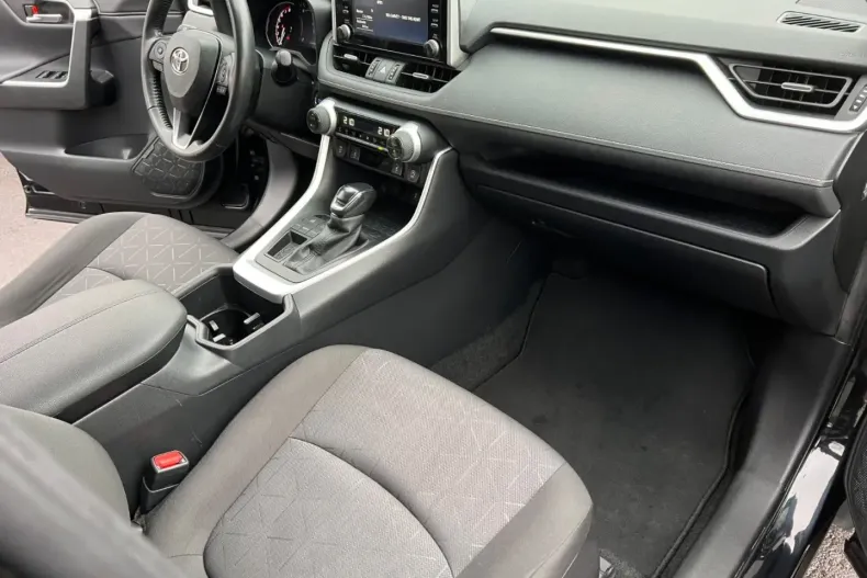 Toyota RAV4 din 2022 cu 77.037 km - oferta TOY171028 - foto 18