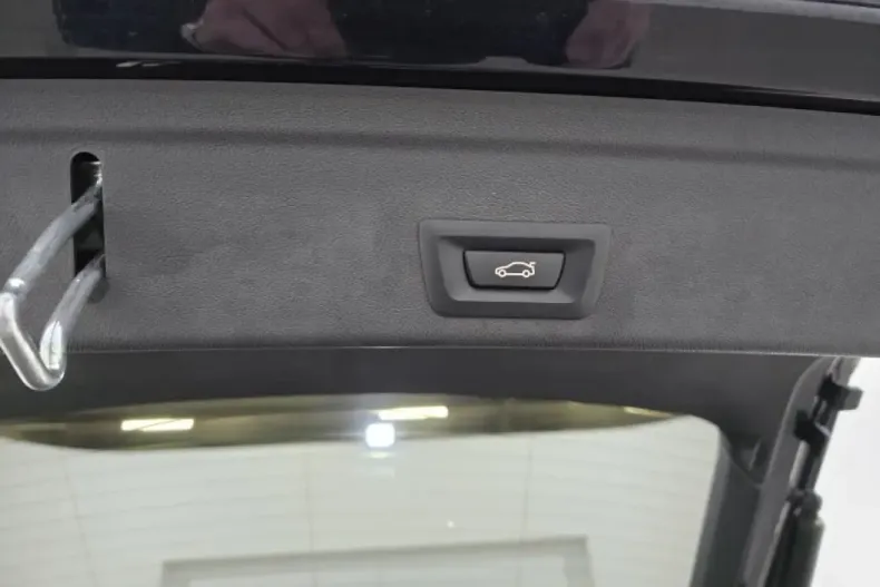 BMW X6 din 2023 cu 76.053 km - oferta BMW171031 - foto 18