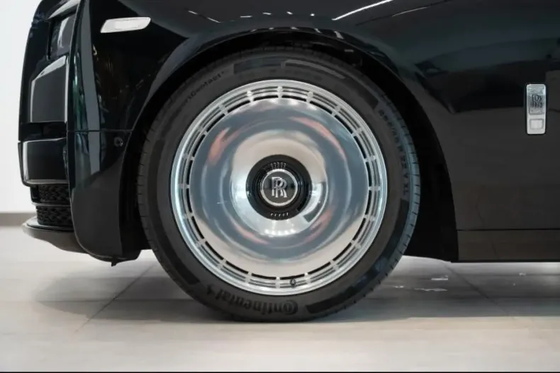 Rolls-Royce Phantom din 2023 cu 5.455 km - oferta ROL171037 - foto 5