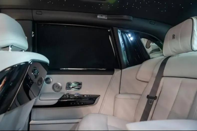 Rolls-Royce Phantom din 2023 cu 5.455 km - oferta ROL171037 - foto 14