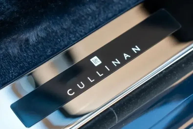 Rolls-Royce Cullinan din 2023 cu 3.800 km - oferta ROL171040 - foto 15