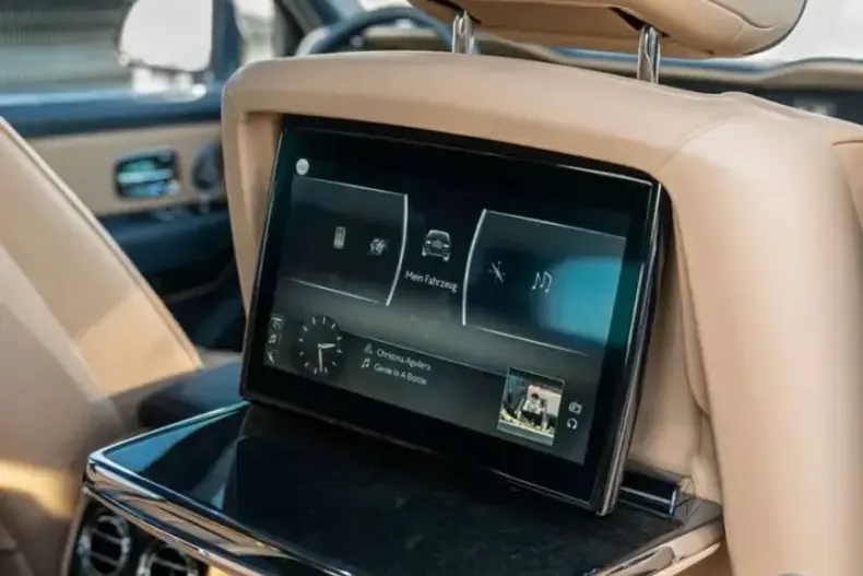 Rolls-Royce Cullinan din 2023 cu 3.800 km - oferta ROL171040 - foto 17