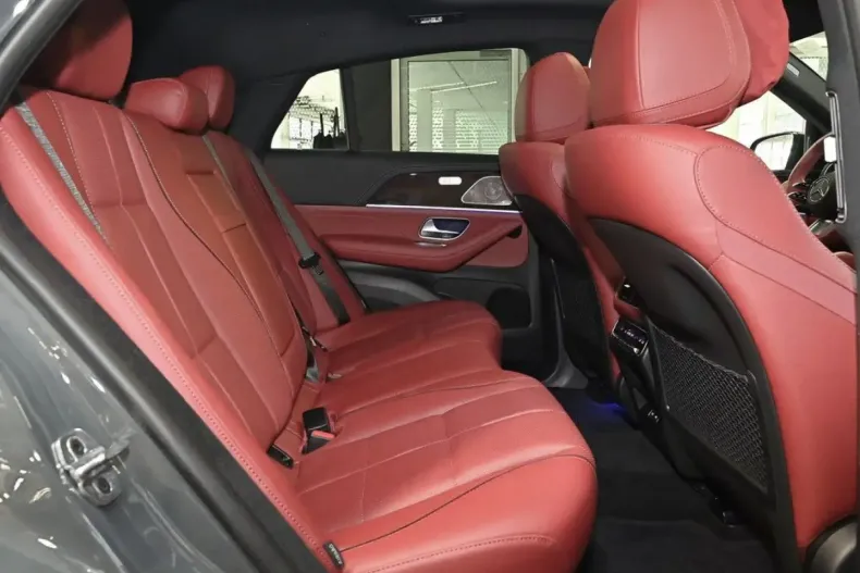 Mercedes-Benz GLE 450 din 2024 cu 19.987 km - oferta MER171053 - foto 4