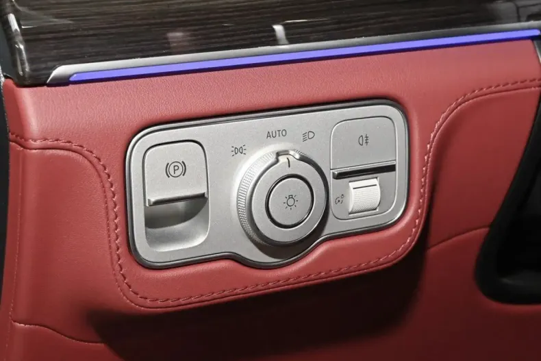 Mercedes-Benz GLE 450 din 2024 cu 19.987 km - oferta MER171053 - foto 18