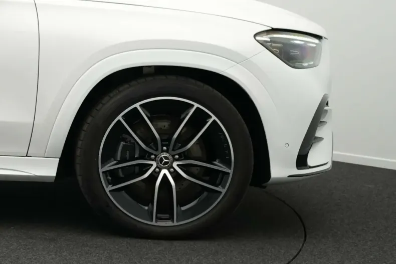 Mercedes-Benz GLE 450 din 2025 cu 7.868 km - oferta MER171060 - foto 6