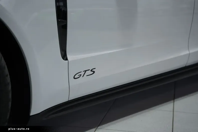 Porsche Panamera din 2021 cu 60.000 km - oferta POR171096 - foto 16